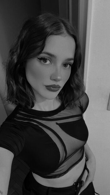 Full leaked Analiagrc private onlyfans photo