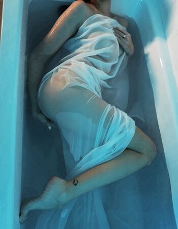 Full leaked Anannke page private onlyfans photo