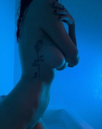 Full leaked Anannke page private onlyfans photo