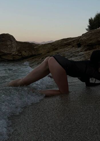 Full leaked Anannke private onlyfans photo