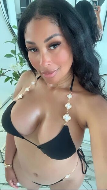 Anansa Sims