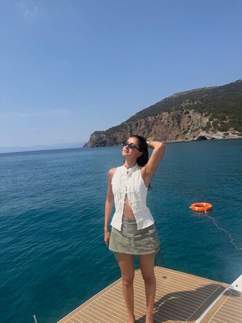 Full leaked Ananya pandey private onlyfans photo