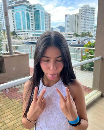 Full leaked Andrea henao rios page private onlyfans photo
