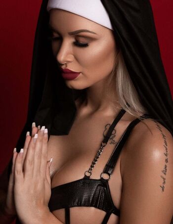 Full leaked Andrea kuoni private onlyfans photo