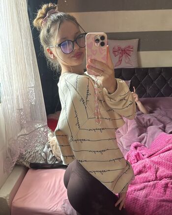 Full leaked Aneczka private onlyfans photo