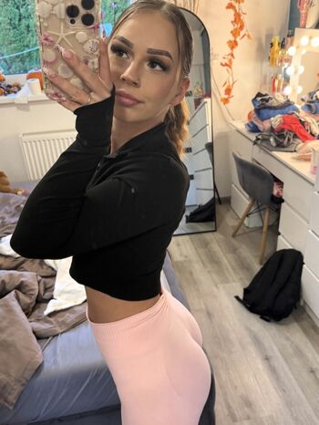 Full leaked Aneczkaa private onlyfans photo