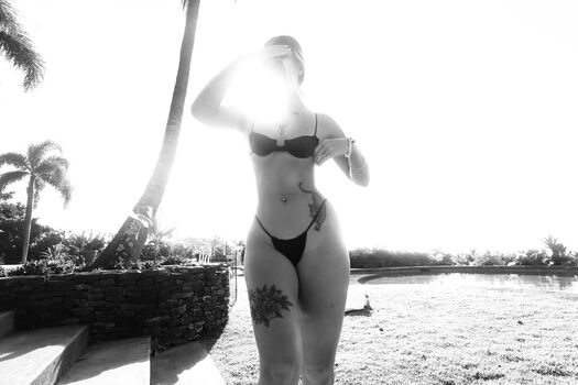 Full leaked Anelaraiin page private onlyfans photo