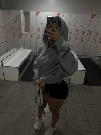 Full leaked Aneylyverst page private onlyfans photo
