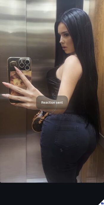 Full leaked Aneylyverst private onlyfans photo