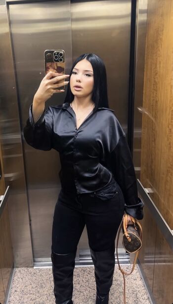 Full leaked Aneylyverst private onlyfans photo