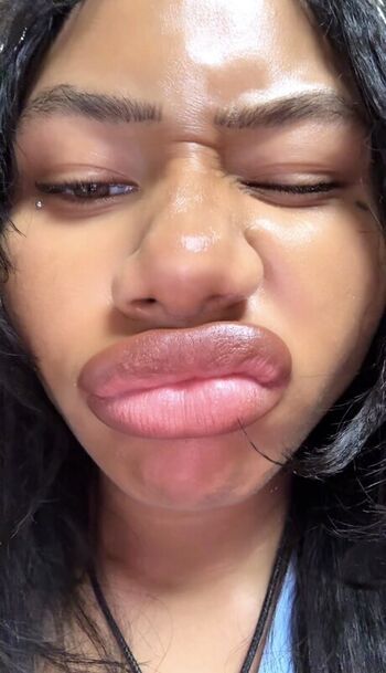 Full leaked Angel leonora ogukwe private onlyfans photo