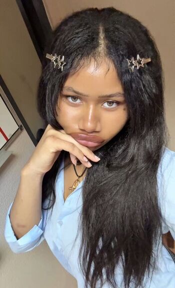 Full leaked Angel leonora ogukwe private onlyfans photo