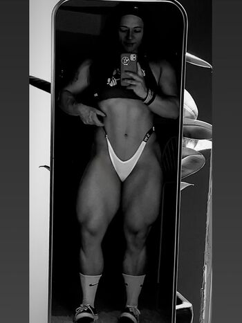 Full leaked Angela bodybuilder private onlyfans photo