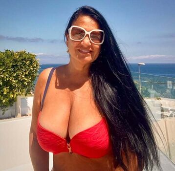 Full leaked Angela cavagna private onlyfans photo