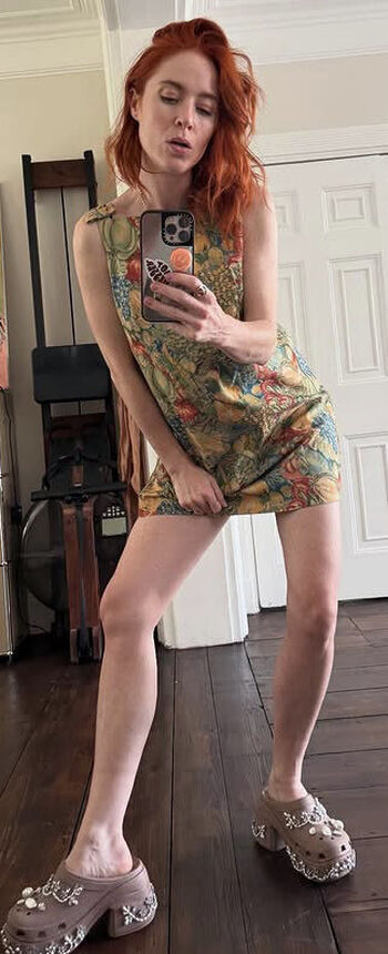 Full leaked Angela scanlon private onlyfans photo