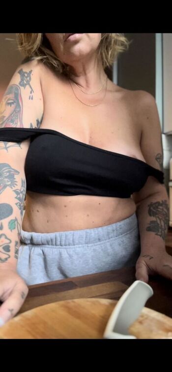 Full leaked Angelaraeofsunshine private onlyfans photo