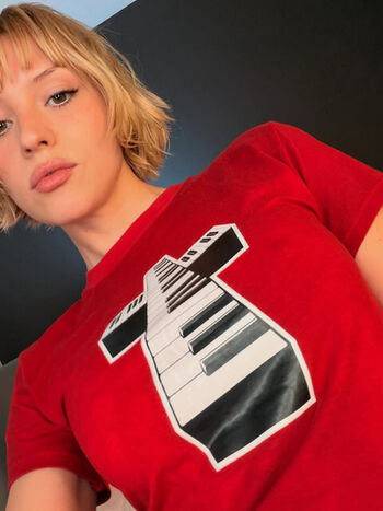 Full leaked Angele van laeken private onlyfans photo