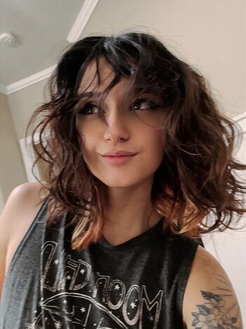 Full leaked Angeleyesali private onlyfans photo