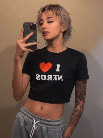 Full leaked Angeleyesali private onlyfans photo
