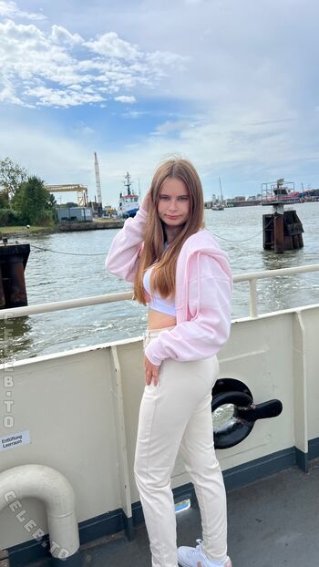 Full leaked Angelina dehlow private onlyfans photo