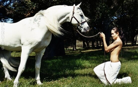 Full leaked Angelina jolie private onlyfans photo