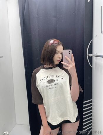 Full leaked Angelina jones private onlyfans photo