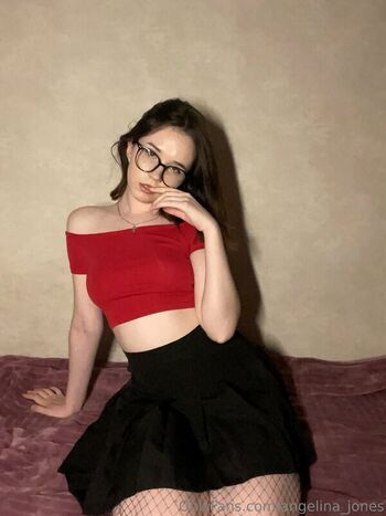 Full leaked Angelina jones private onlyfans photo