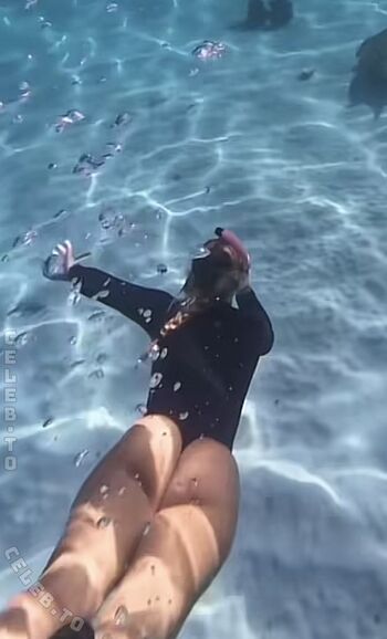 Full leaked Angelinajoleen private onlyfans photo