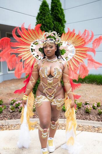 Full leaked Angelluxx private onlyfans photo