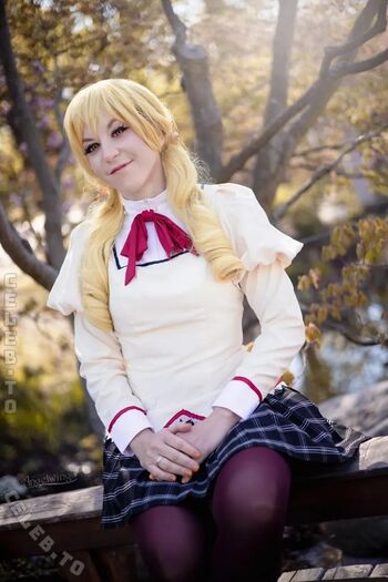 Angelwings_Cos