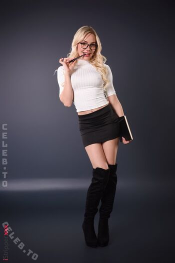 Full leaked Angie lynx private onlyfans photo