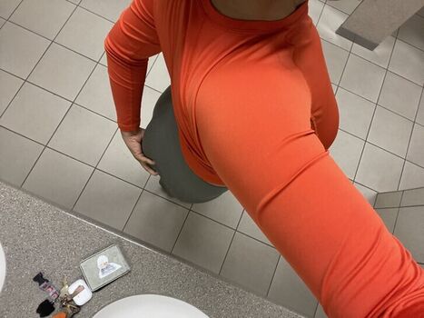 Full leaked Angieewhyy private onlyfans photo