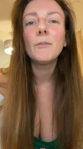 Full leaked Angryweewifey private onlyfans photo