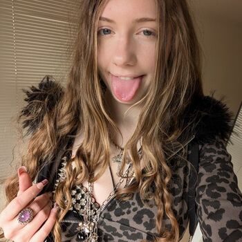 Full leaked Anicia leon private onlyfans photo