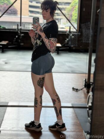 Full leaked Anisathegreasy private onlyfans photo