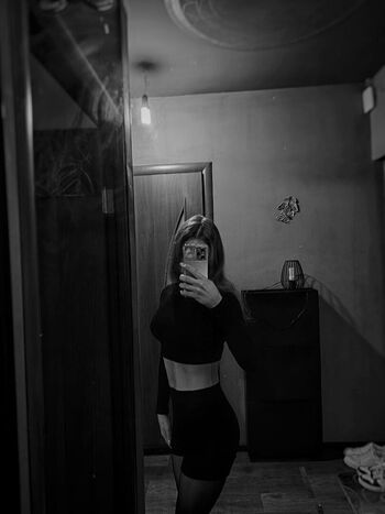 anita_raev