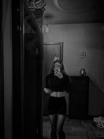 anita_raev