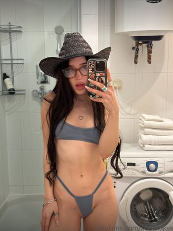 Full leaked Anitagreyy page private onlyfans photo