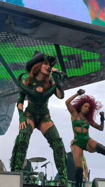 Full leaked Anitta  page private onlyfans photo