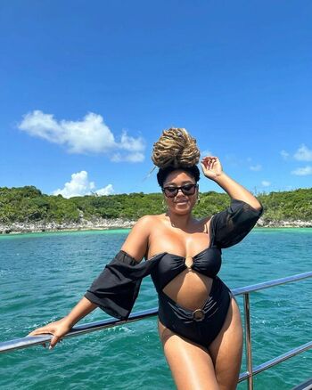 Full leaked Anjelika washington private onlyfans photo