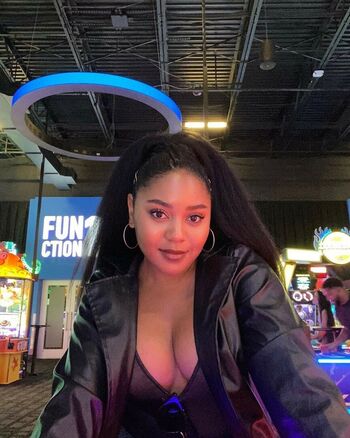 Full leaked Anjelika washington private onlyfans photo
