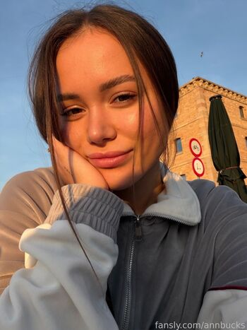 Full leaked Ann bucks private onlyfans photo