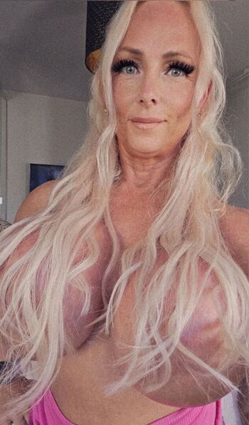 Full leaked Anna karnebo private onlyfans photo