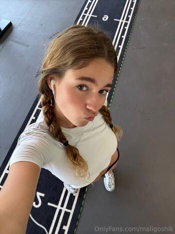 Full leaked Anna malygon maligoshik maligoshik a  page private onlyfans photo