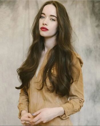 Full leaked Anna popplewell private onlyfans photo