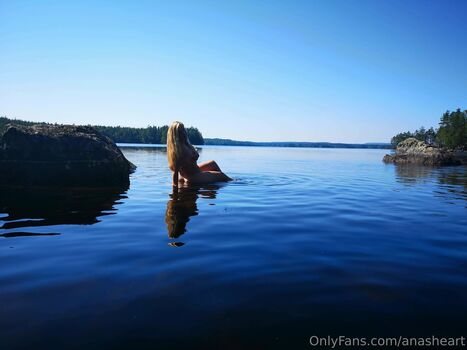 Full leaked Anna s heart page private onlyfans photo