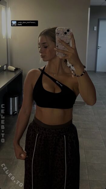 Full leaked Anna scll private onlyfans photo