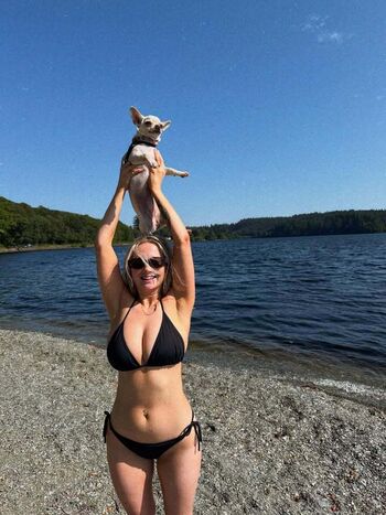 Full leaked Anna shields private onlyfans photo