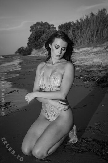 Full leaked Anna zapala private onlyfans photo