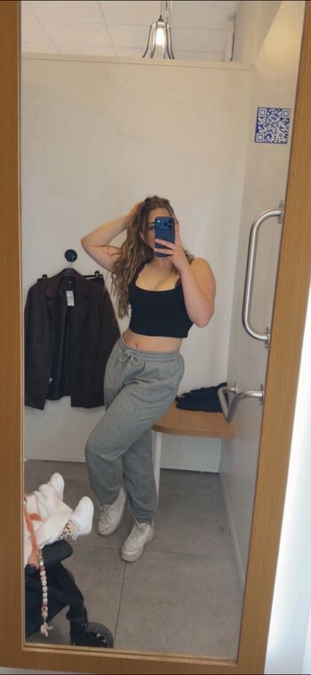Full leaked Anna private onlyfans photo